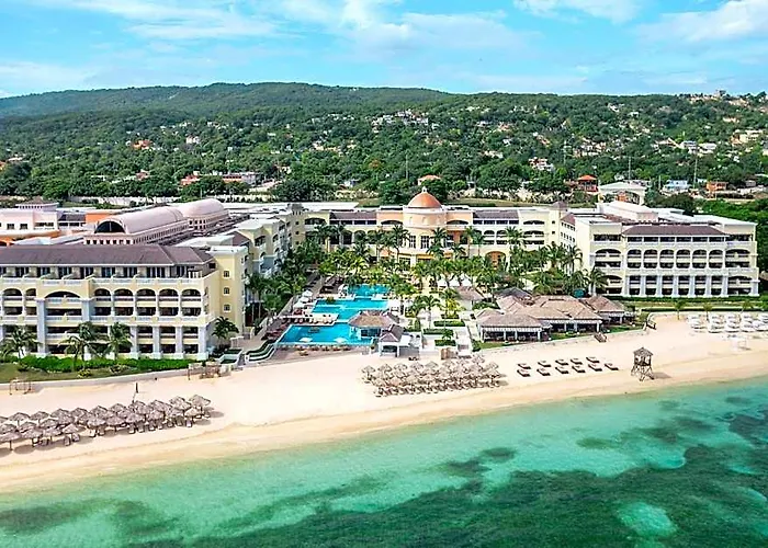 Hotel Joia Rose Hall By Iberostar 5*